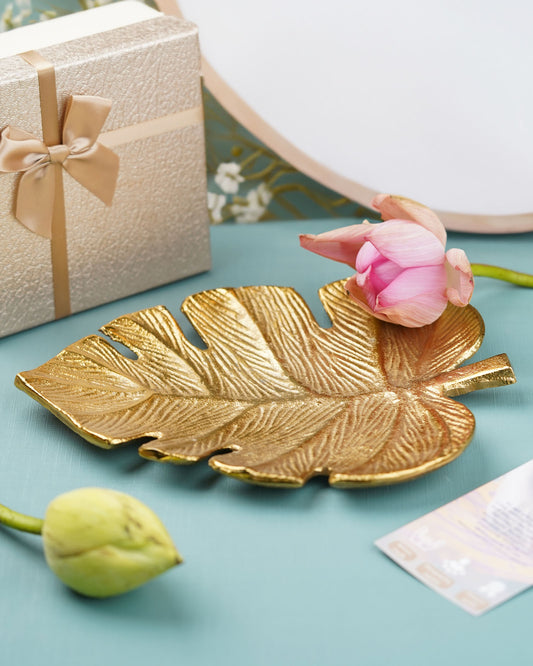 Folkstorys - Golden touche Tray Gift Hamper