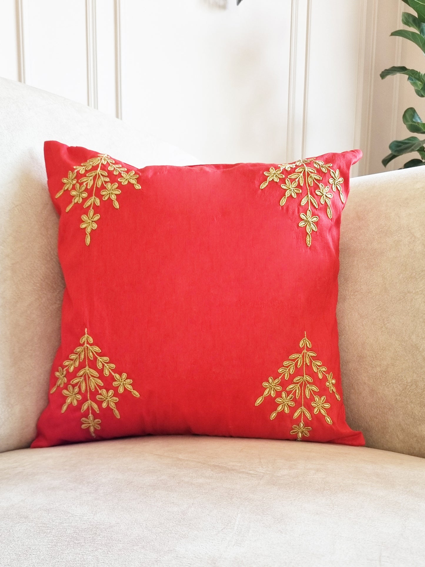 Kantha cushion cover