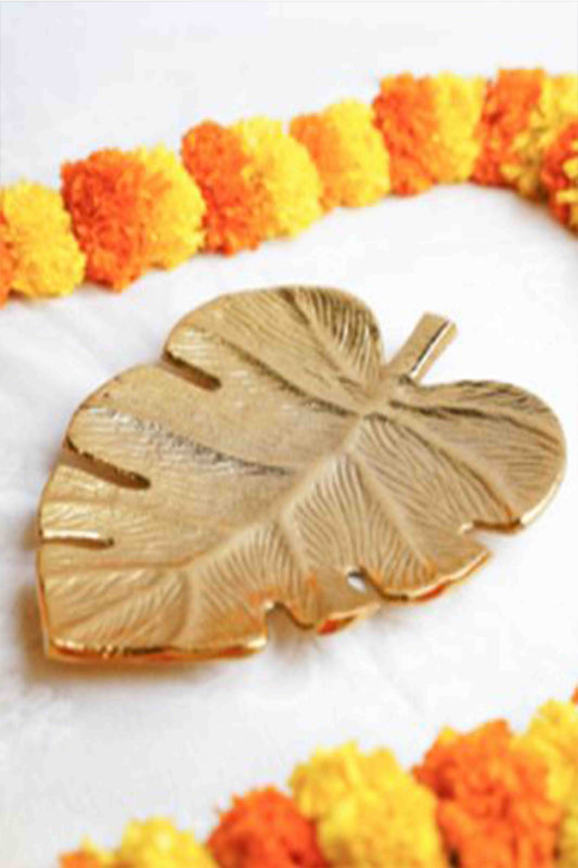 Folkstorys - Golden touche Tray Gift Hamper