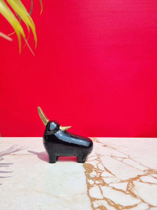 Taurus - Bull Showpiece