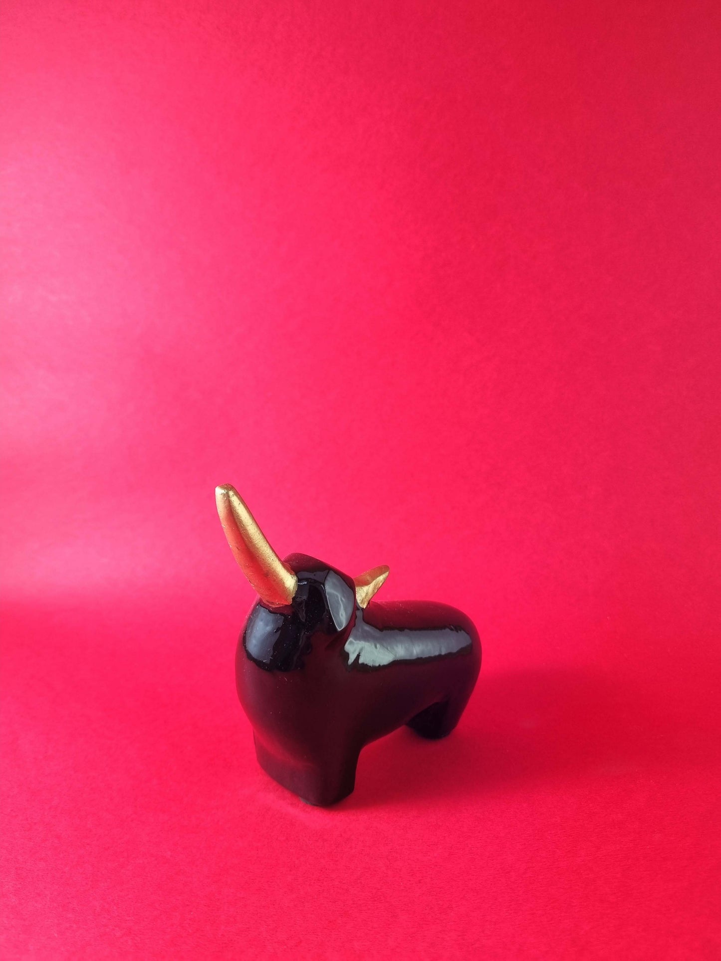 Taurus - Bull Showpiece