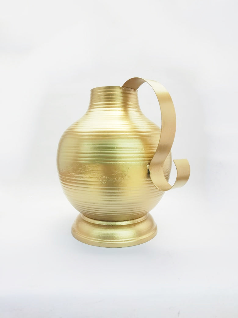 Meera Vase