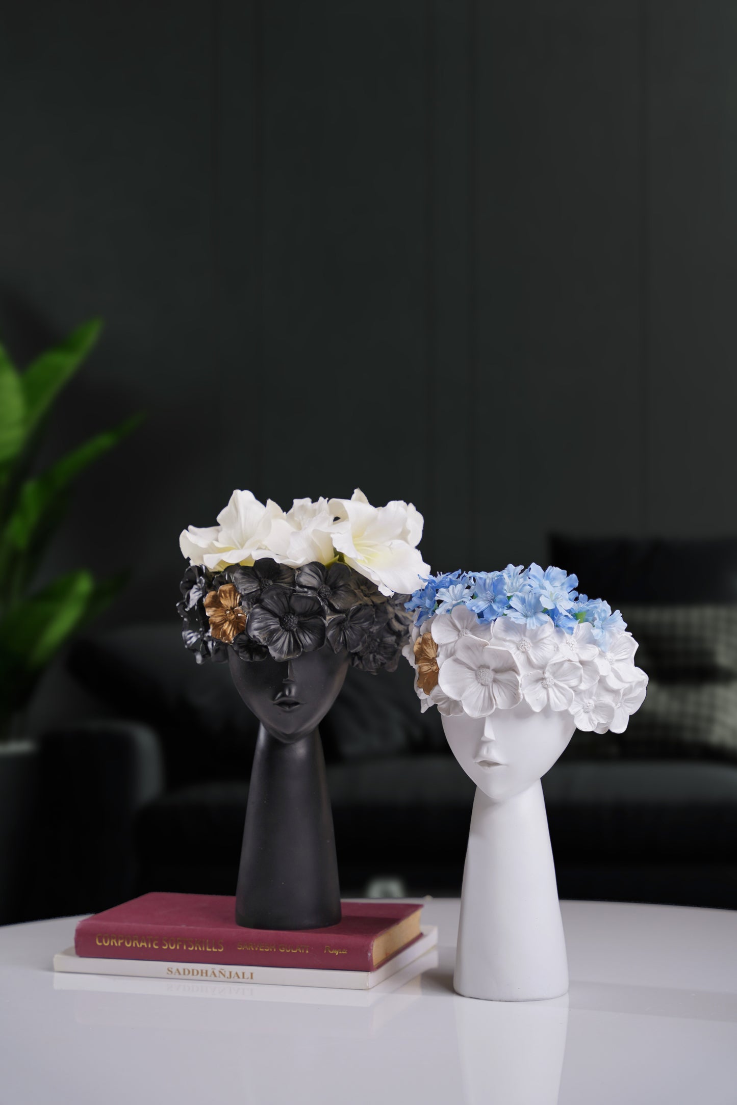 Dame Noire Vase