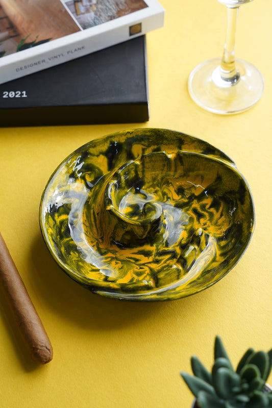 Montane Meena Spiral  Ashtray
