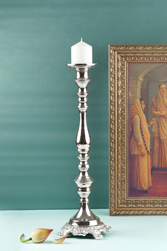 Veda  Candlestick